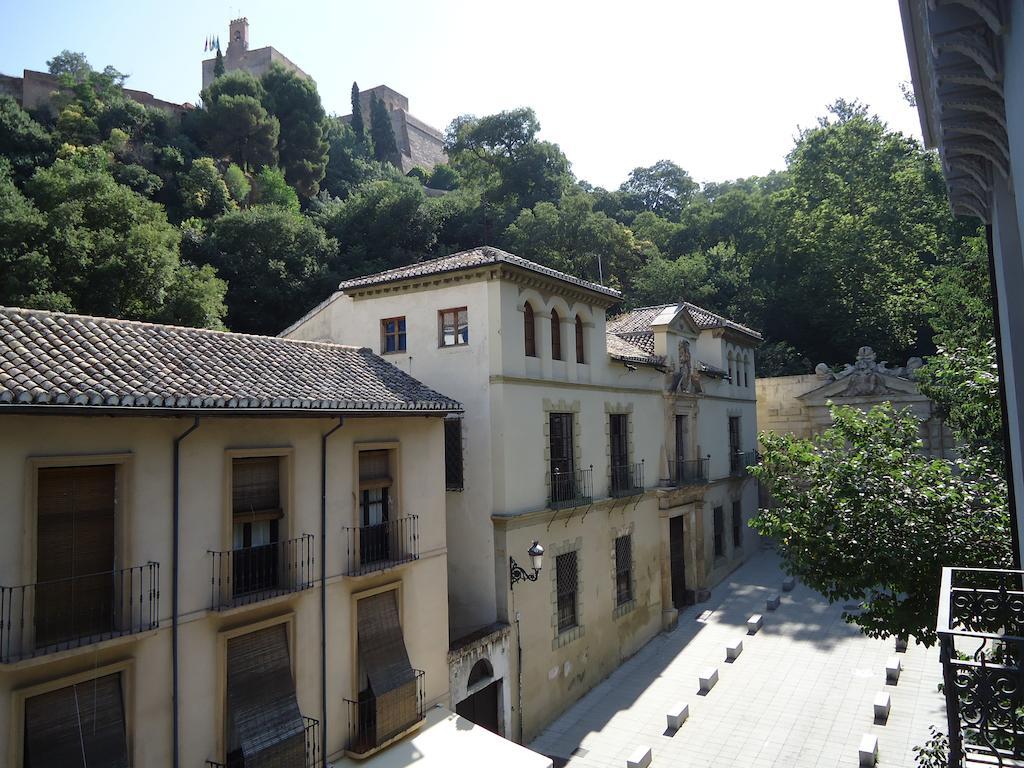 Apartamentos Turisticos Mauror Granada Kamer foto